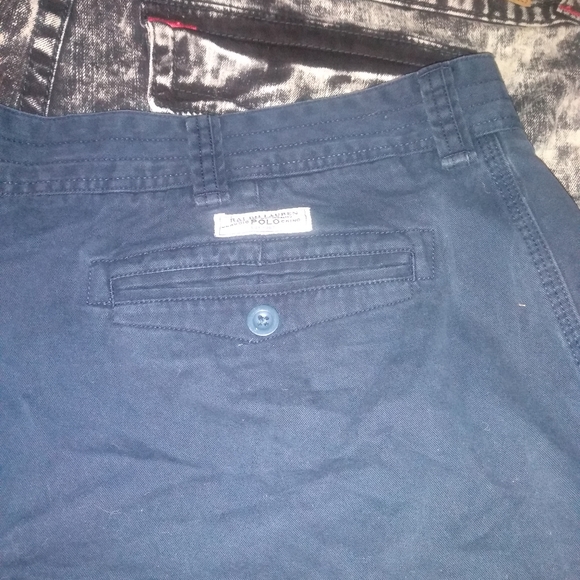 Shorts mostly Rocks. - Picture 6 of 7